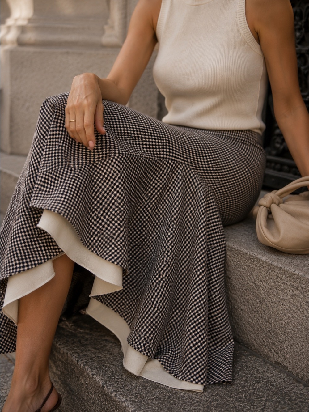 Zara Gingham Midi Skirt M Black Ivory Flared A-Line Lined High Waist NWT - Picture 4 of 8